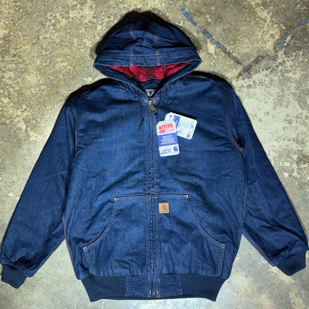Carhartt Denim Active Jac – Red Quilt Lined – NWT – Men’s Medium